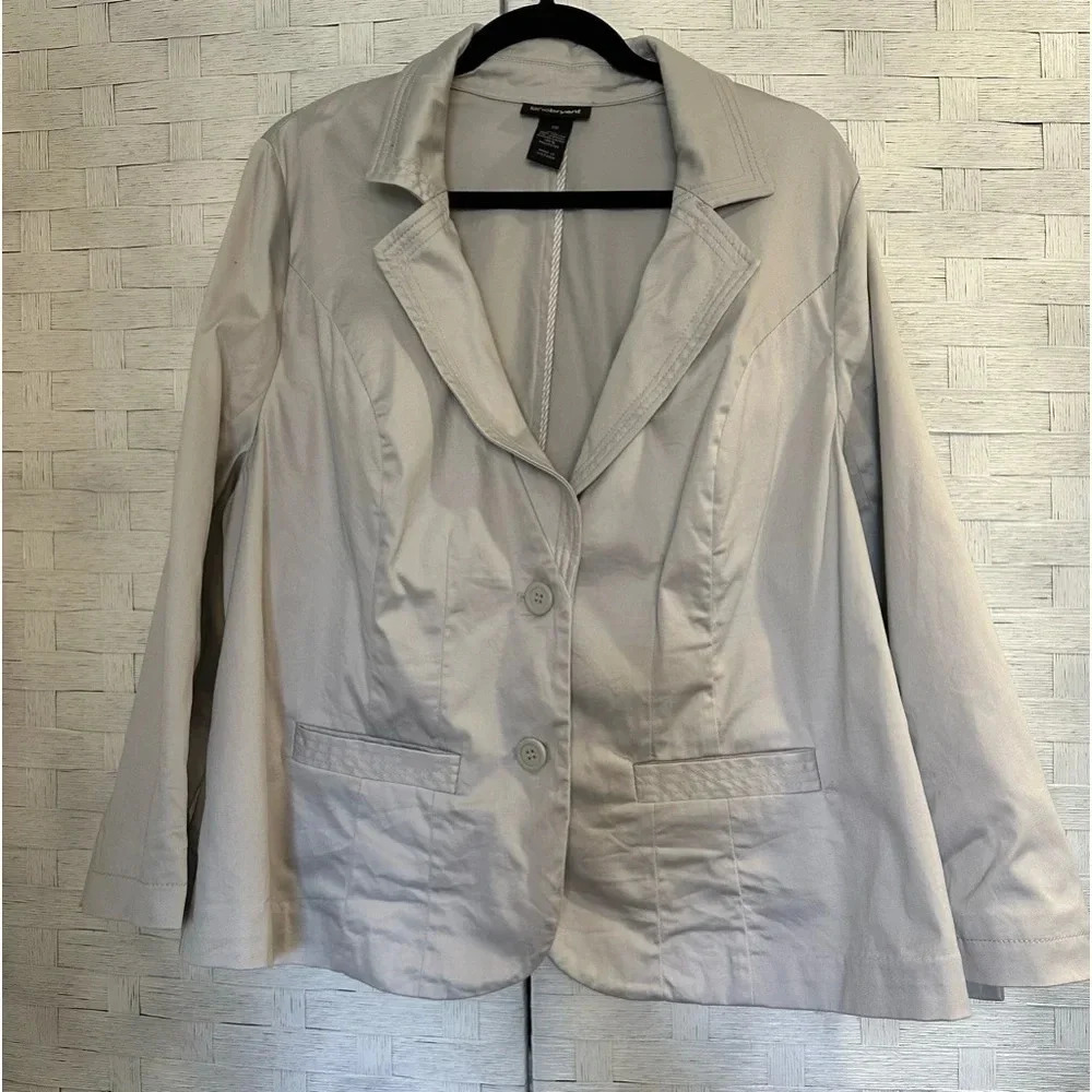 Lane Bryant Women's Blazer light gray Button Front Jacket Pocket Plus Size